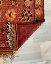 Load image into Gallery viewer, Vintage Chiadma
